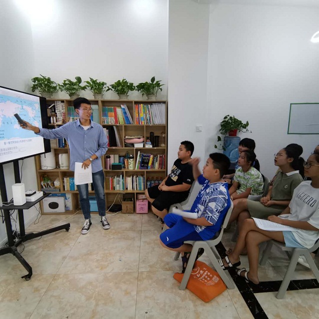 胡增辉同学讲课精彩瞬间.jpg